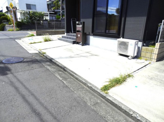 【駐車場】 | 中古　築浅　京王相模原線　JR横浜線　橋本駅　向原１ | ミニバンも楽々　駐車場2台可