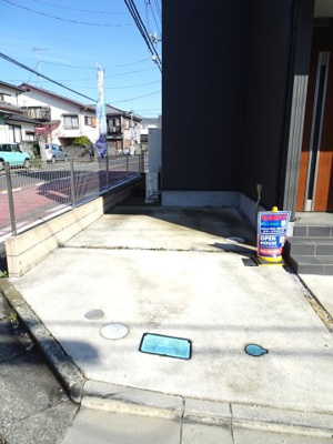 【駐車場】 | 中古　築浅　京王相模原線　JR横浜線　橋本駅　向原１ | ミニバンも楽々　駐車場2台可