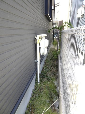 【前面道路含む現地写真】 | 中古　築浅　京王相模原線　JR横浜線　橋本駅　向原１ | 幹線道路　遊歩道　西側道路　7.8ｍ公道