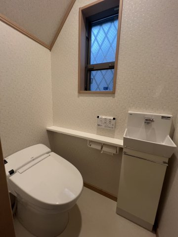 須磨寺町丁目貸家のトイレ