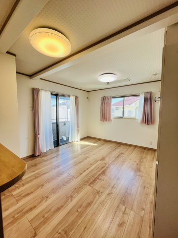 須磨寺町丁目貸家の居間・リビング