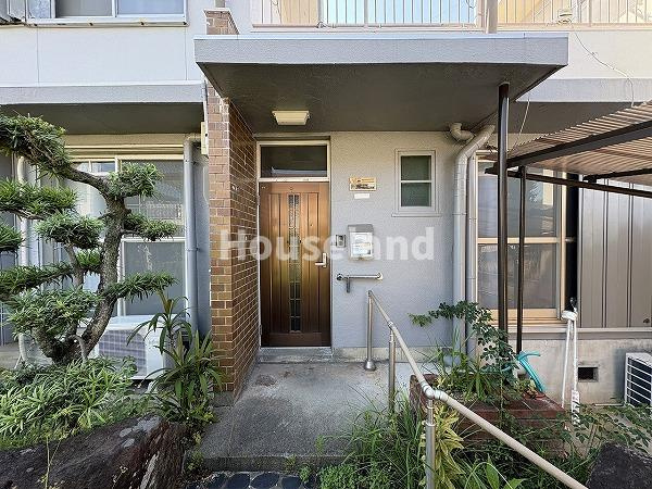 冬野戸建の玄関