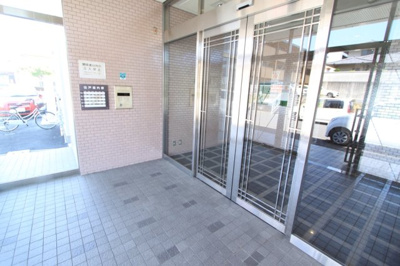 【エントランス】 | サニーコート西真美