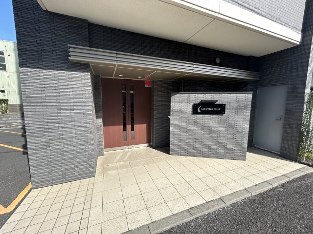 コンフォリア川口本町のエントランス