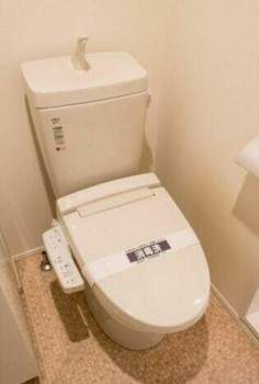 【トイレ】 | 東中野テラス | 温水洗浄便座。