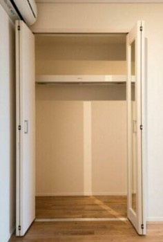 【収納】 | 東中野テラス | クローゼット完備。