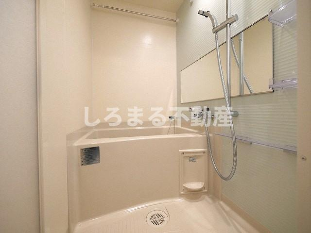 レジュールアッシュNAMBAの浴室