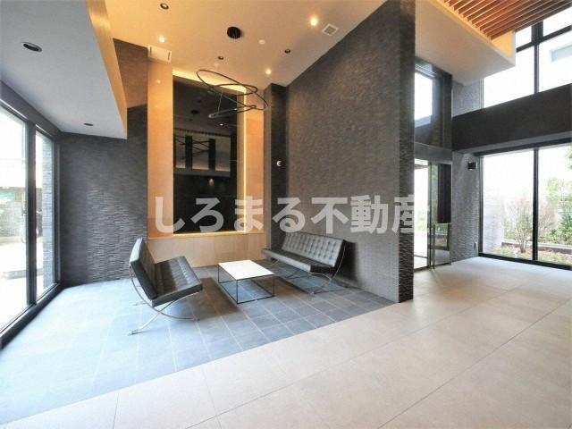 レジュールアッシュNAMBAのロビー