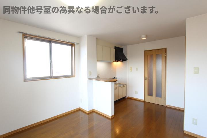 プリミエール大和通の居間・リビング