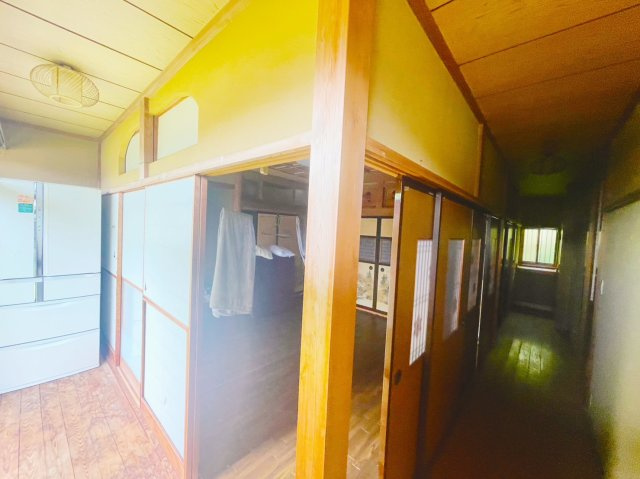 入間市西三ツ木中古住宅　倉庫+離れ付きの内装