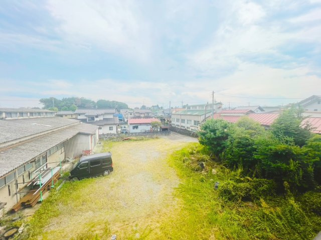 入間市西三ツ木中古住宅　倉庫+離れ付きの展望