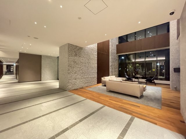 ブランズタワー・ウェリス心斎橋SOUTHのロビー