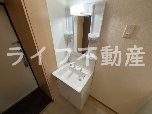 ルフォン今里の独立洗面台|洗面所です