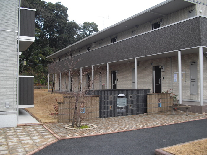 プログレスⅠA棟のエントランス|清潔なエントランス♪