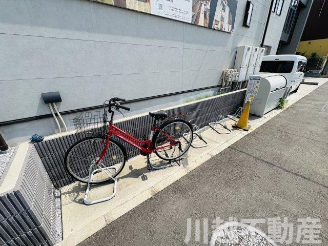 カブリオレ西大宮の駐輪場