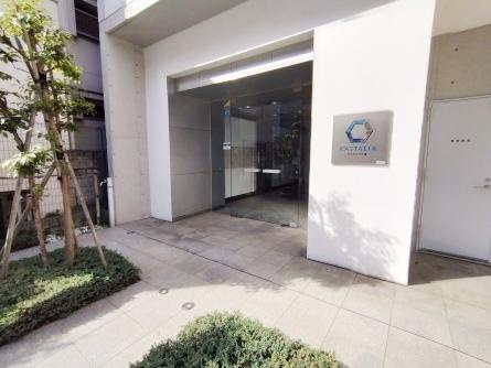 カスタリア大塚のエントランス