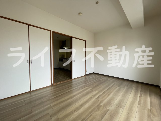 コーポ南野の居間・リビング|ゆったり過ごせる居間です