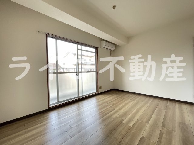 コーポ南野の居間・リビング|おしゃれな居間です