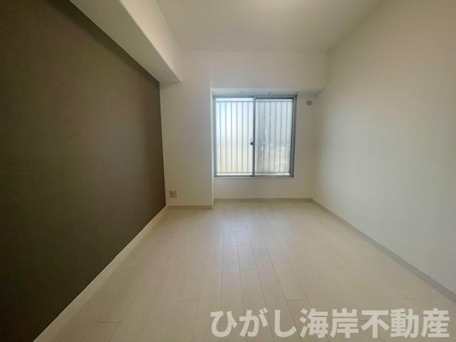 平塚スカイハイツの寝室|新規リフォーム完了！　5.7帖　洋室