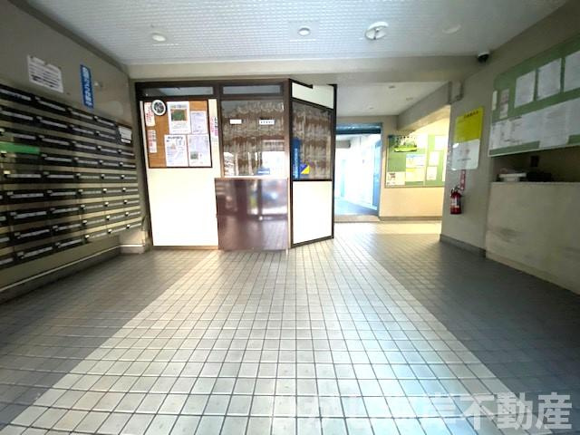 平塚スカイハイツのロビー|ロビー