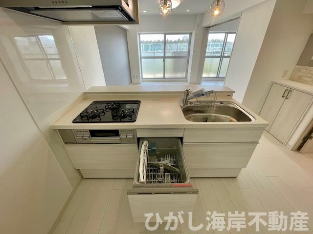 平塚スカイハイツのキッチン|新規リフォーム完了！　食洗器付きシステムキッチン