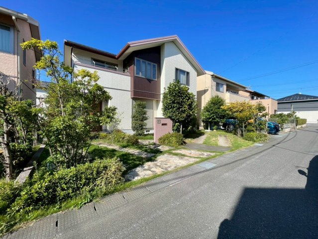 【前面道路含む現地写真】 | 伊勢崎市南千木町　中古住宅