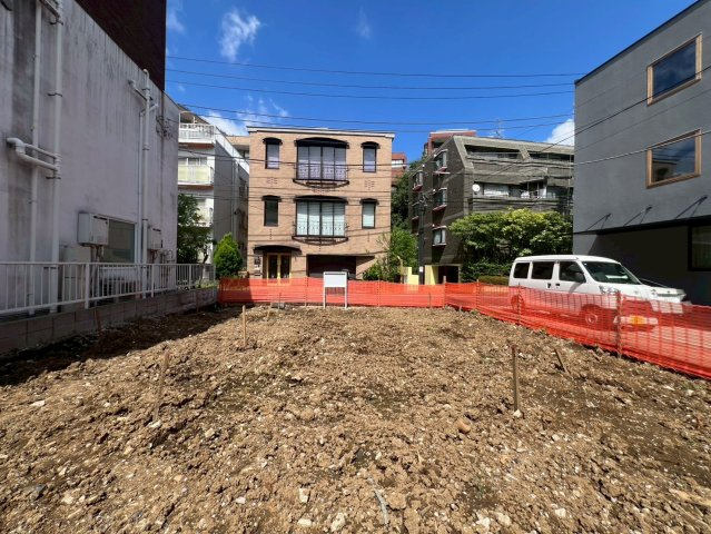 11/13　価格変更の外観|広々とした敷地に様々なプランが入るので夢が広がります。