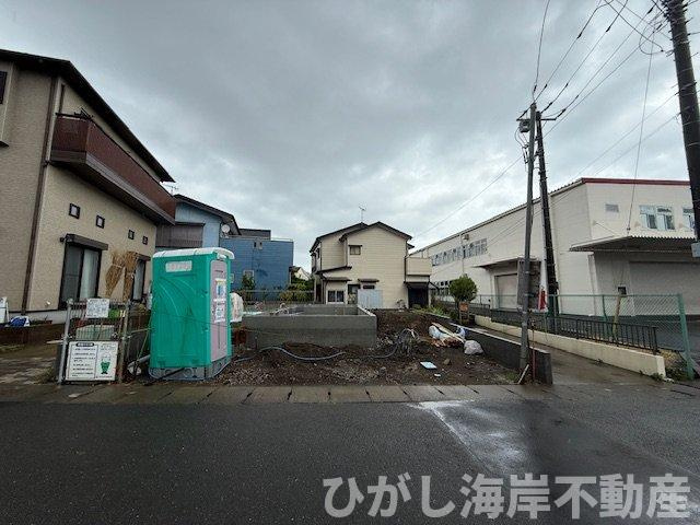 大磯町高麗1丁目　新築戸建の外観|8月10日撮影　建築中　現地外観