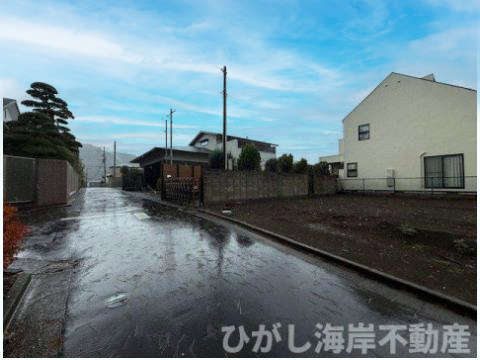 大磯町東町3丁目　売地の前面道路含む現地写真|現地外観