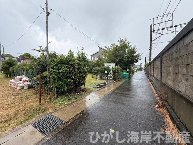 中郡大磯町東小磯　売地　全２区画の前面道路含む現地写真|現地外観