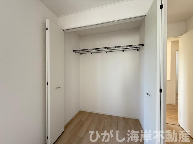 平塚市東真土１丁目　新築戸建　全４棟の収納|各居室　収納スペース付き