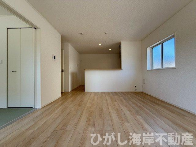 平塚市東真土１丁目　新築戸建　全４棟のダイニング|15.5帖　LDK