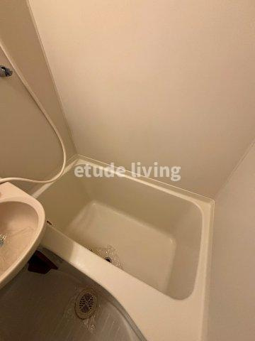 ラヴニール志木4の浴室