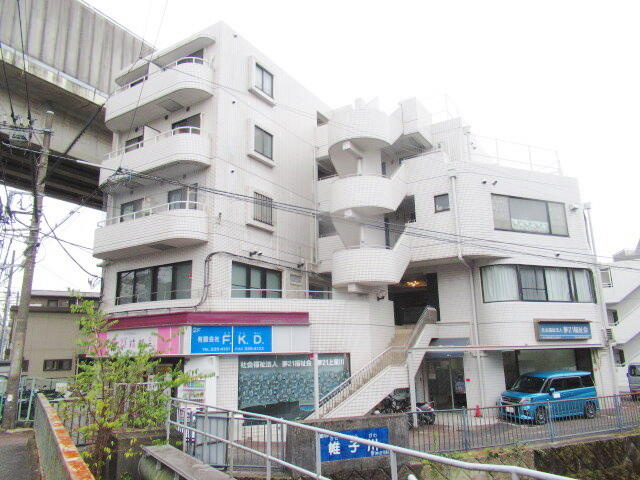横浜市保土ケ谷区坂本町のマンションの画像