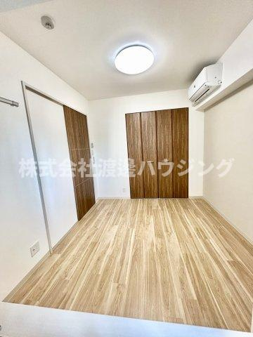 エリタージュ江坂の洋室