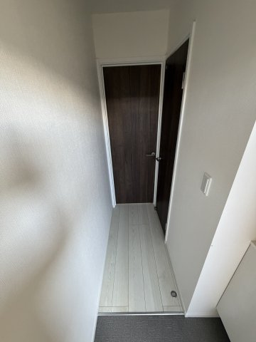 リラフォート津田沼の玄関