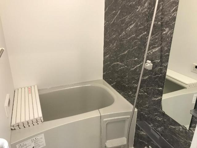 ミ・ルーチェの浴室|バス