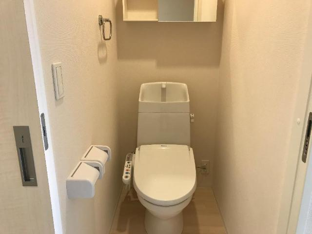 ミ・ルーチェのトイレ|シャワー付トイレ