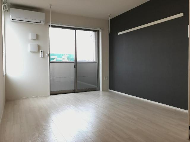 ミ・ルーチェの内装|洋室