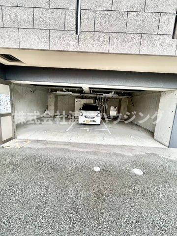 ハイムラポールpartⅩⅢの駐車場
