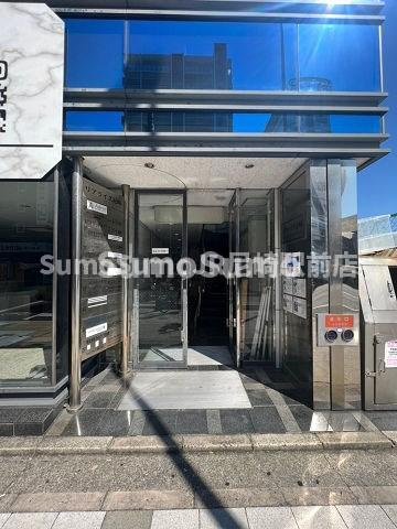 リアライズ尼崎のエントランス|落ち着いたエントランスです