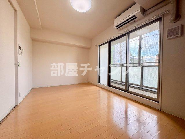 aLATO白壁(旧レジディア白壁)の居間・リビング