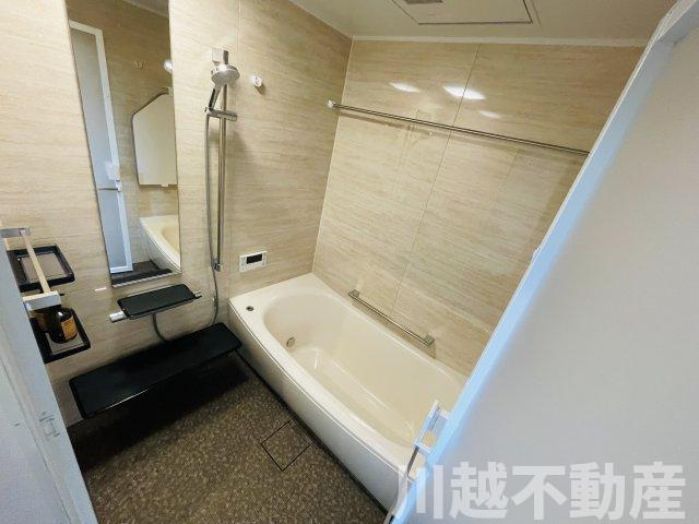 注文住宅のお手本になった展示場を家具付きフル装備で！の浴室|チャイルドシートご用意しています