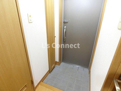 【玄関】 | ＣＡＳＡ－Ｓ | 背の高い下駄箱で靴も収納できます。