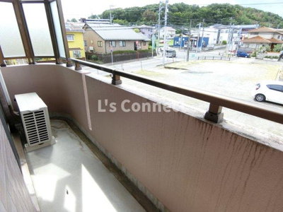 【バルコニー】 | ＣＡＳＡ－Ｓ | ２階のお部屋で洗濯物もたくさん干せます。