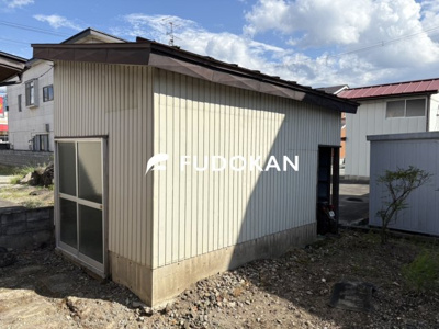 【その他】 | 天童市本町二丁目【中古住宅】 | 外部物置たっぷり収納出来ます！！