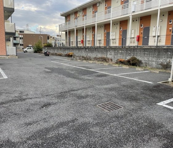 レオパレスソレイユ柏Ⅰの駐車場|画像5