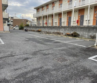 【駐車場】 | レオパレスソレイユ柏Ⅰ | 画像5