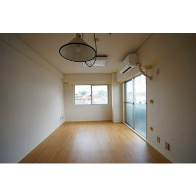 【居間・リビング】 | ライオンズマンションワイドリバー井土ヶ谷