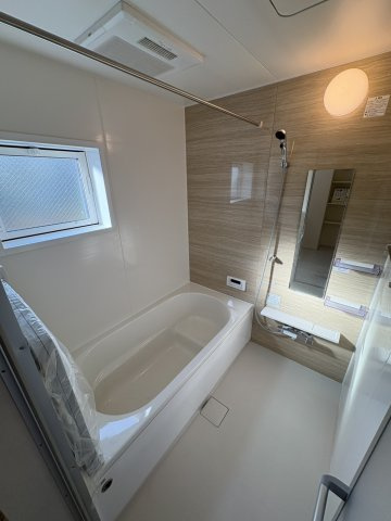 秦野市下大槻新築戸建て　2号棟の玄関|同仕様